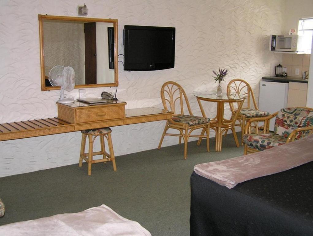 Executive Studio