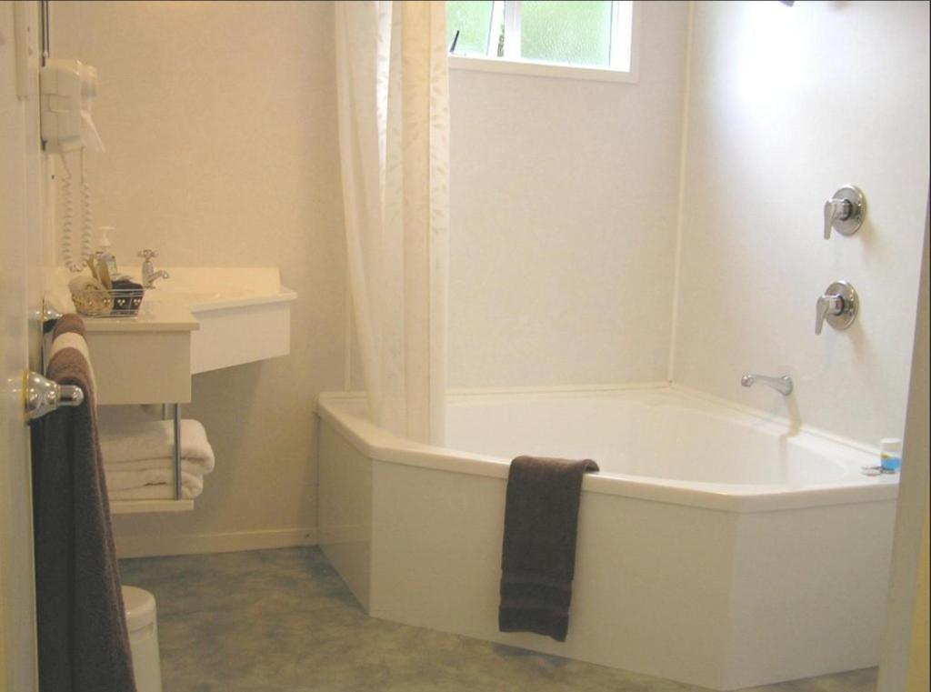 Luxury Studio with Spa Bath