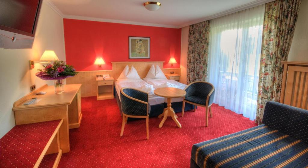 Classic Double Room
