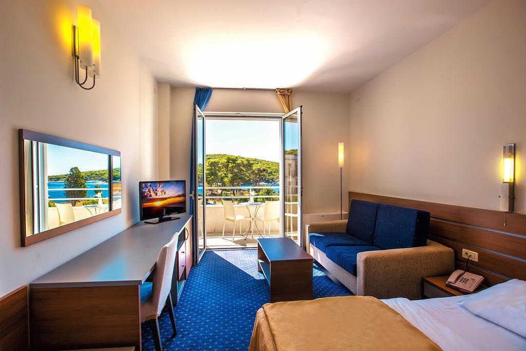 Double Room Garden View