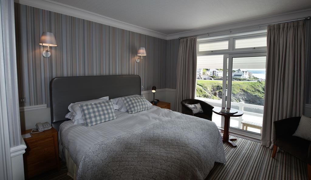 Deluxe Double Room with Balcony and Sea View