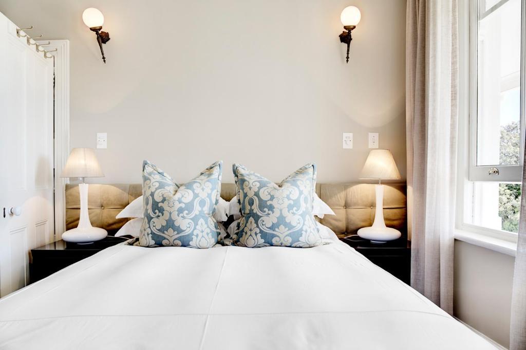 Queen Suite
