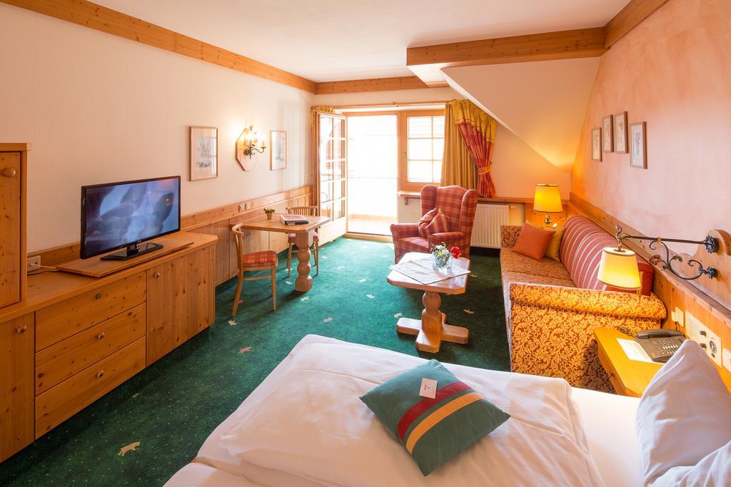 Doppelzimmer mit Balkon