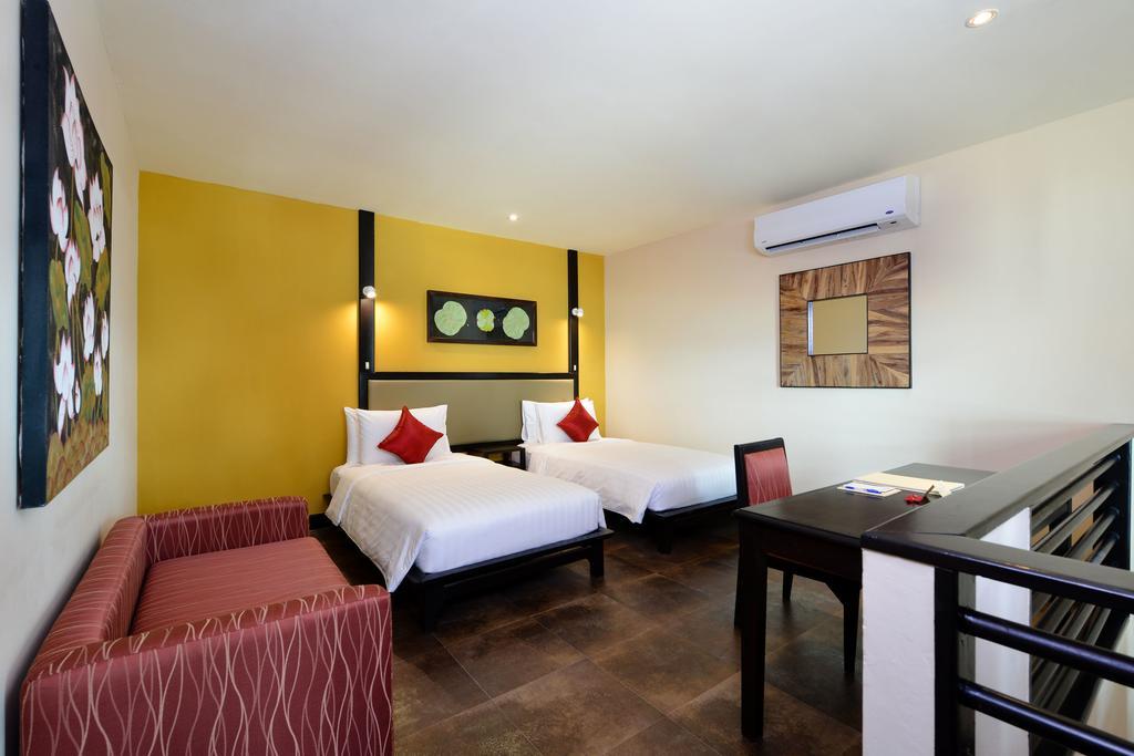 Two-Bedroom Suite Direct Beach Access