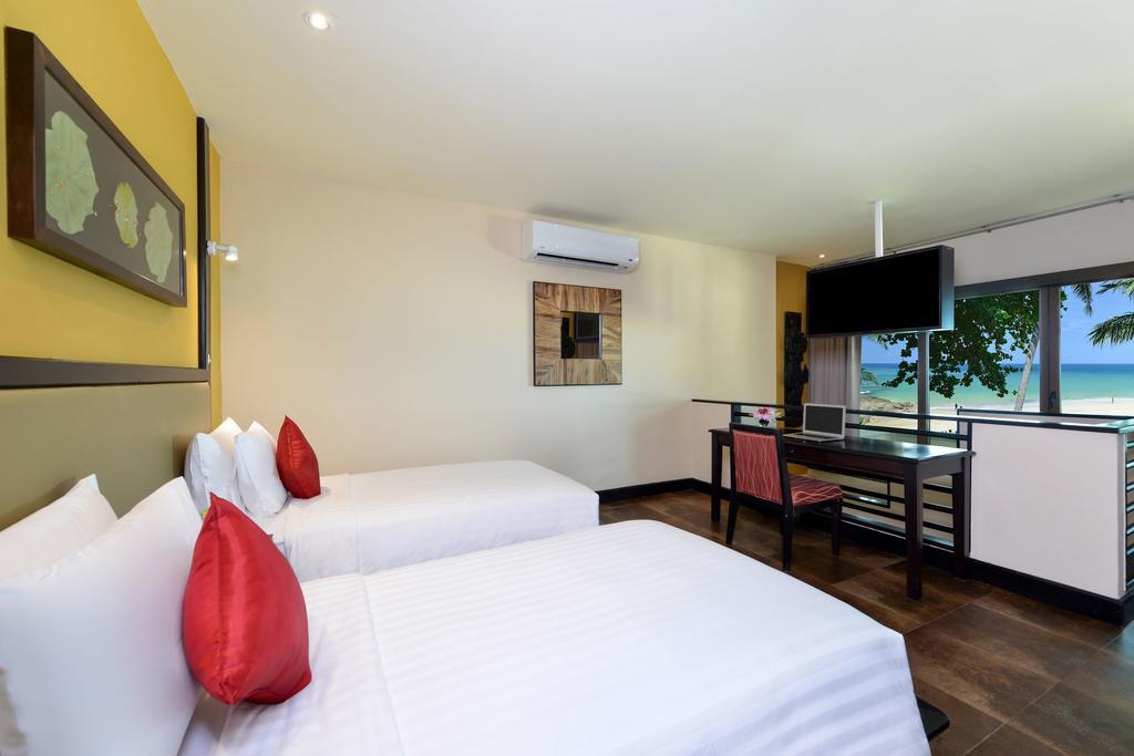 Two-Bedroom Suite Direct Beach Access