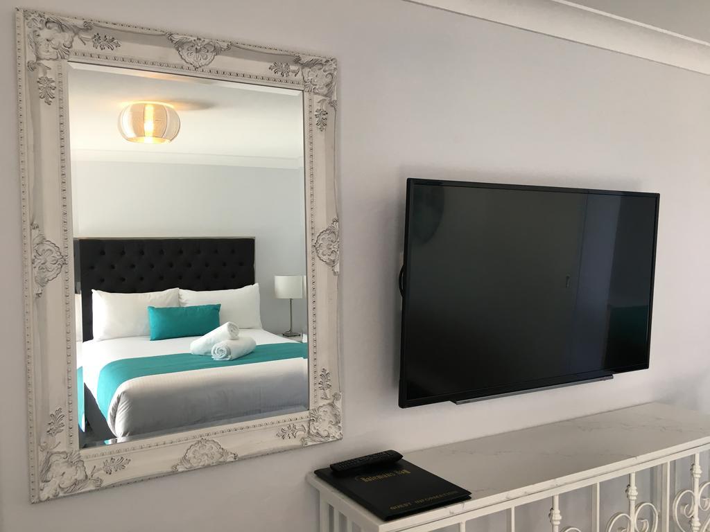 Double or Twin Room with Water View