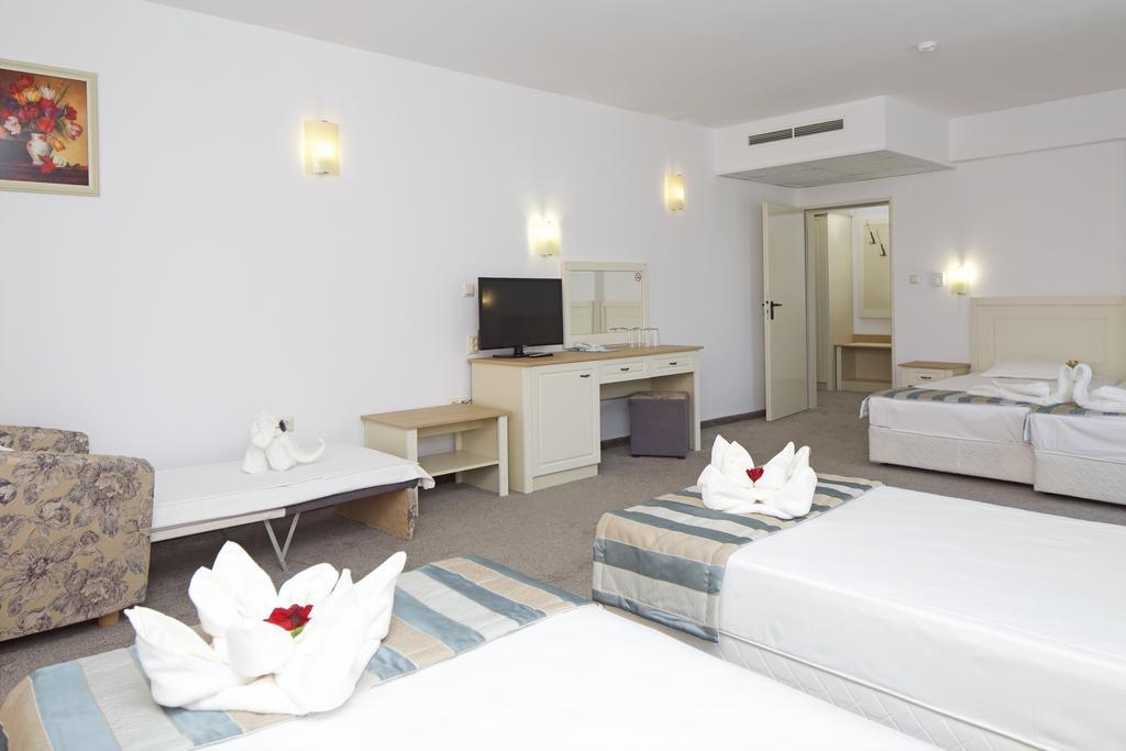 Superior Familienzimmer mit Balkon (4 Erwachsene)