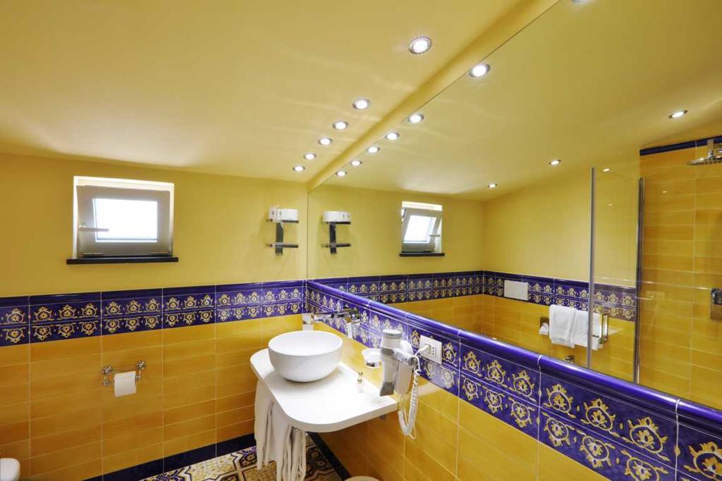 Deluxe Doppelzimmer mit Terrasse und Meerblick