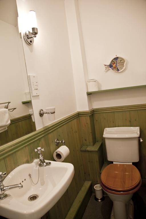 Standard Double Room 4