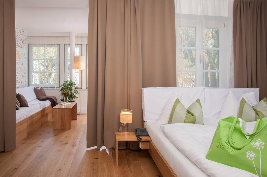 Doppelzimmer mit Seeblick