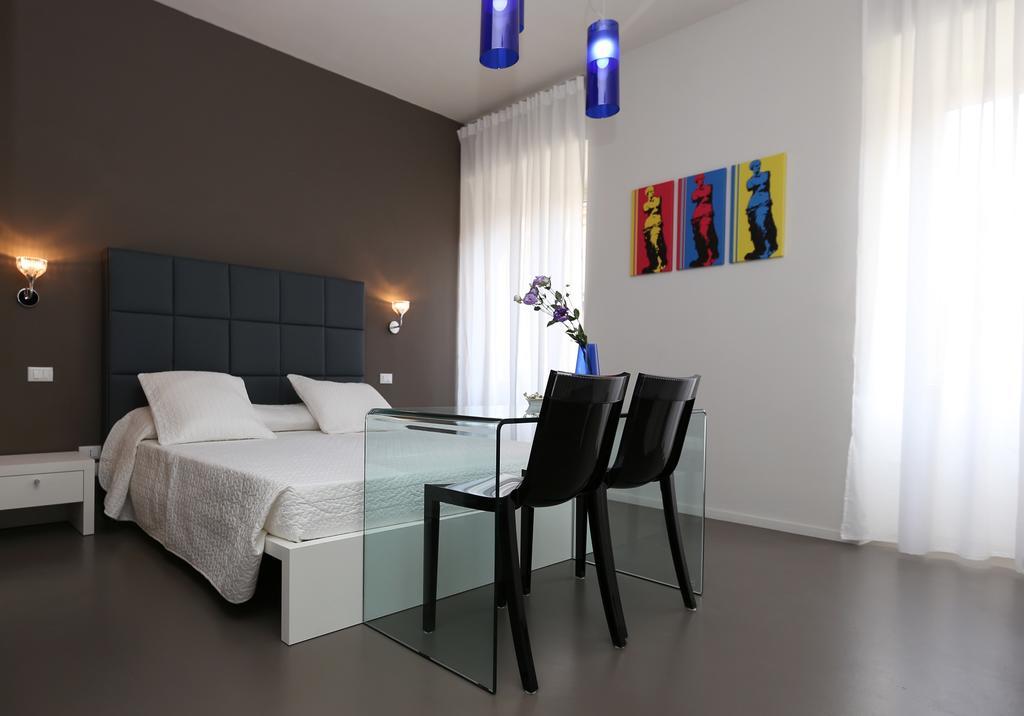 Camera Matrimoniale Deluxe con 1 Letto Supplementare