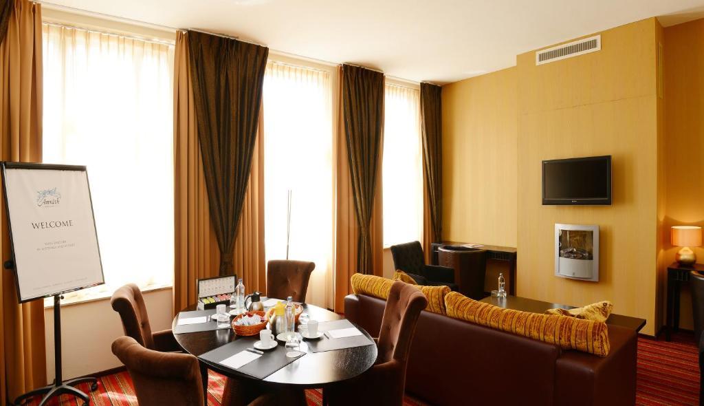 Junior Suite,688342797:JPEG