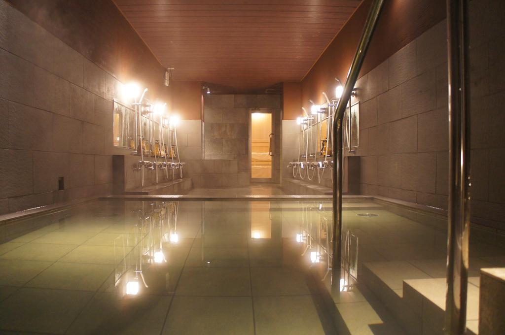 Standard Twin Room with Shared Bathroom
