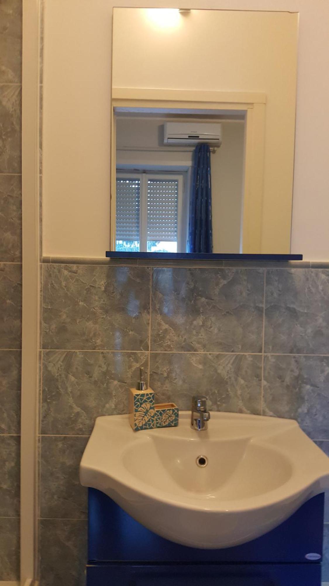 Triple Room Private Bathroom