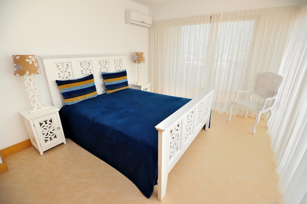 Four-Bedroom Apartment,435860478:JPEG
