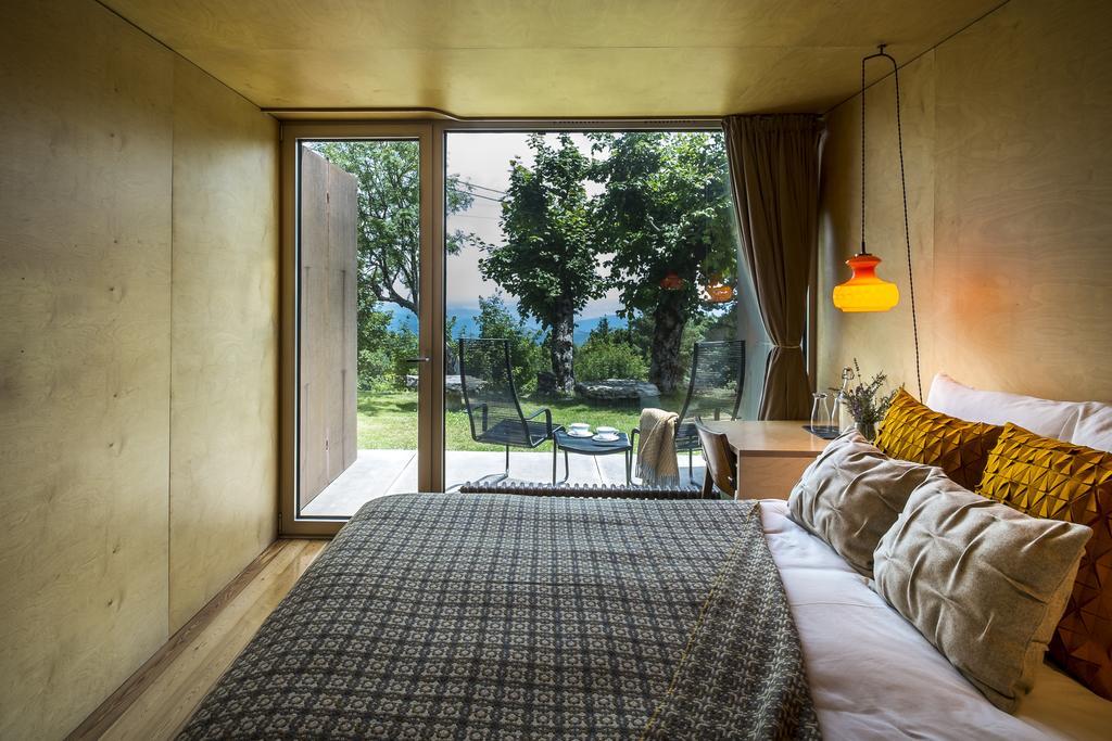 Habitación Doble con balcón y vistas a la montaña
