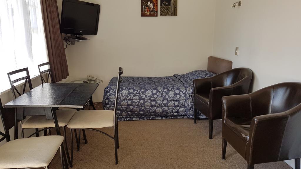 Family One-Bedroom Apartment