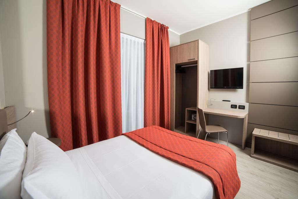 Double Room,547297806:JPEG