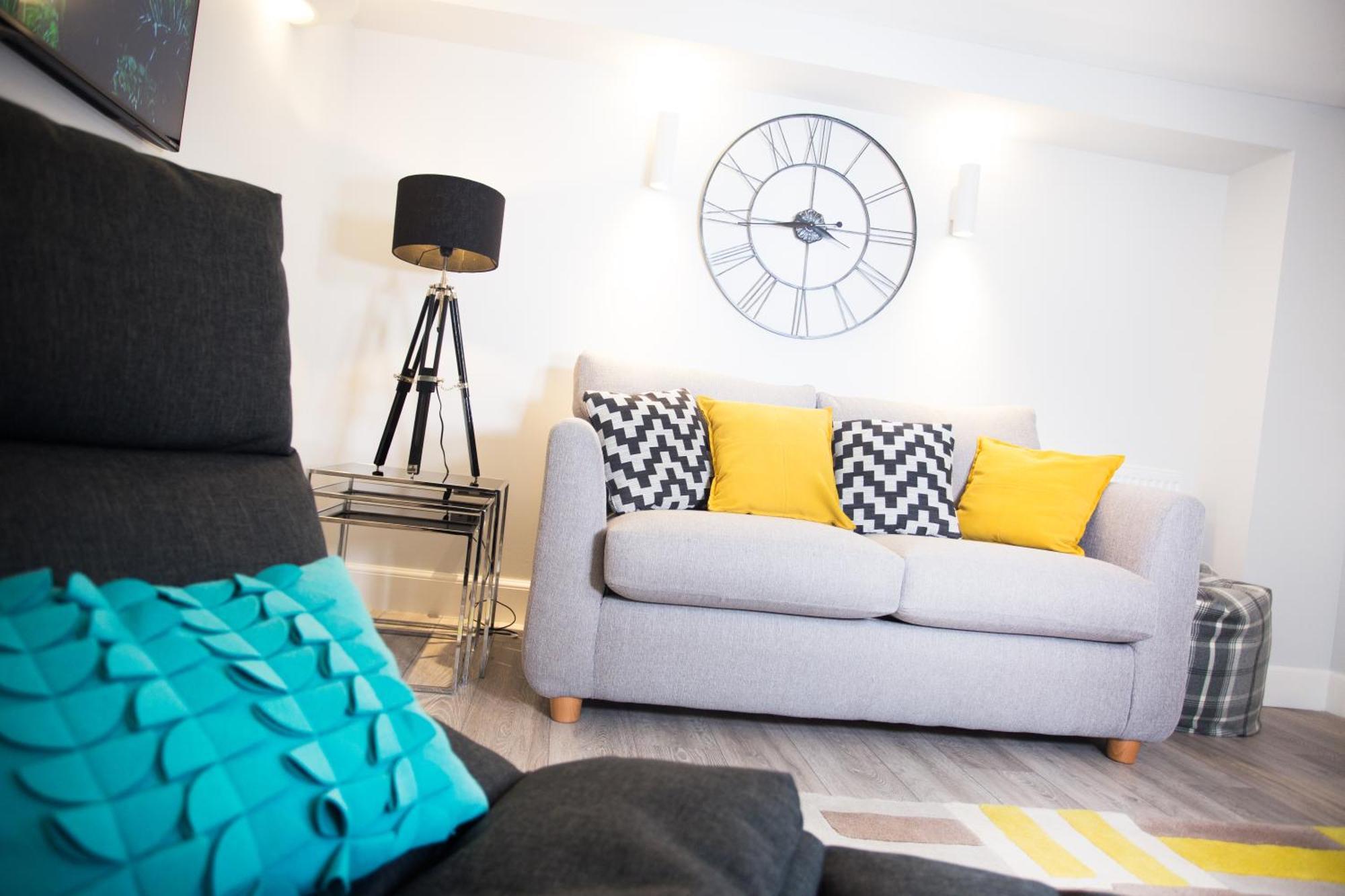 Luxury One-Bedroom Apartment