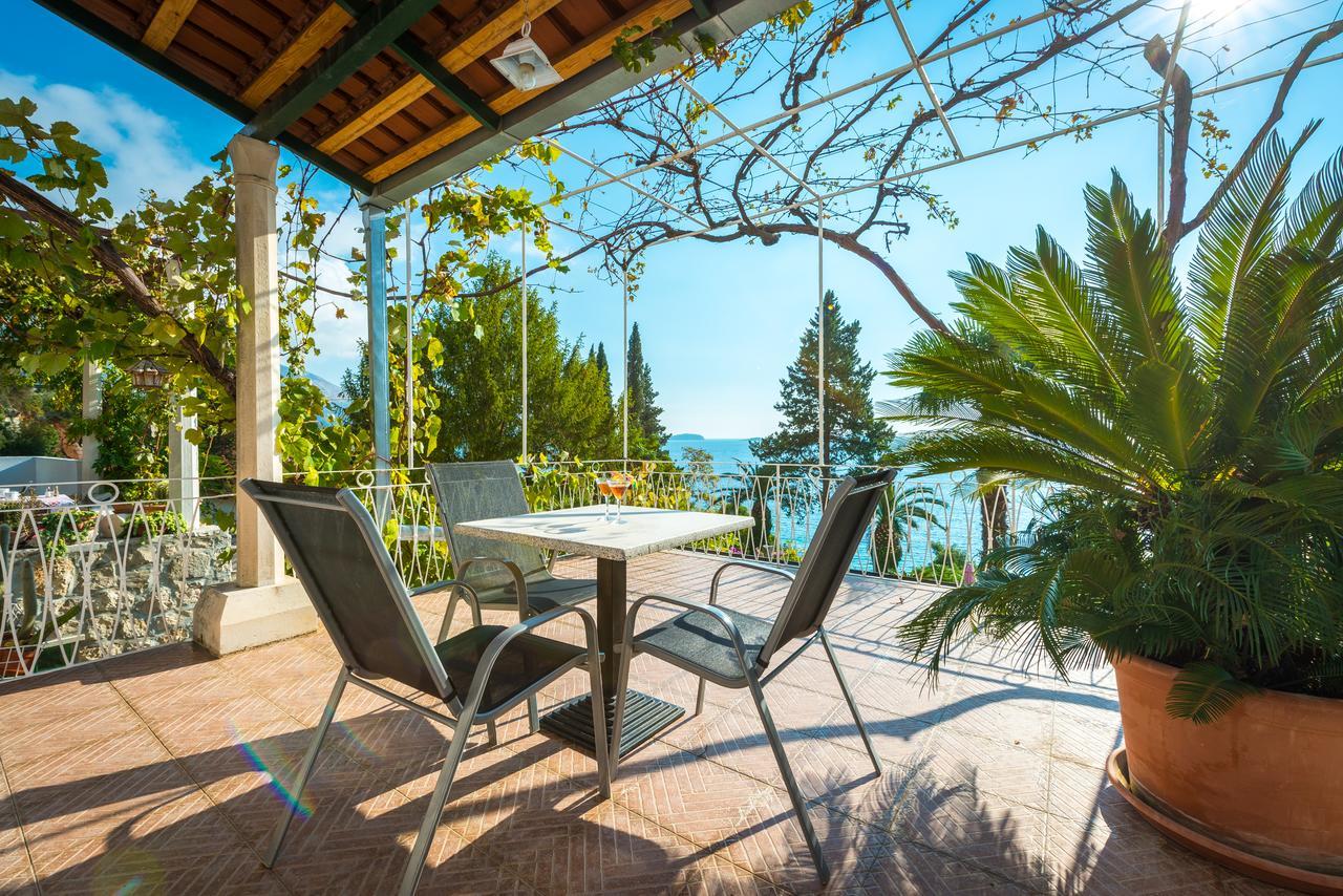 Double Room with Terrace and Sea View