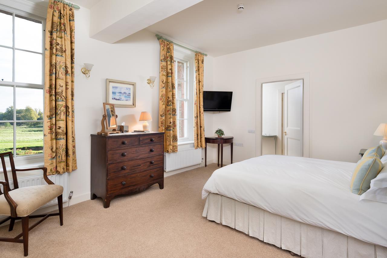 Superior Double or Twin Room with Mountain View