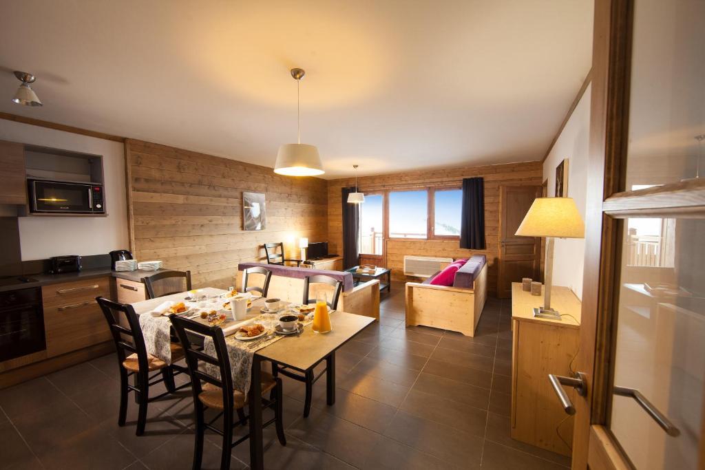 Appartement 4 Chambres avec Accès au Spa (10 Adultes)