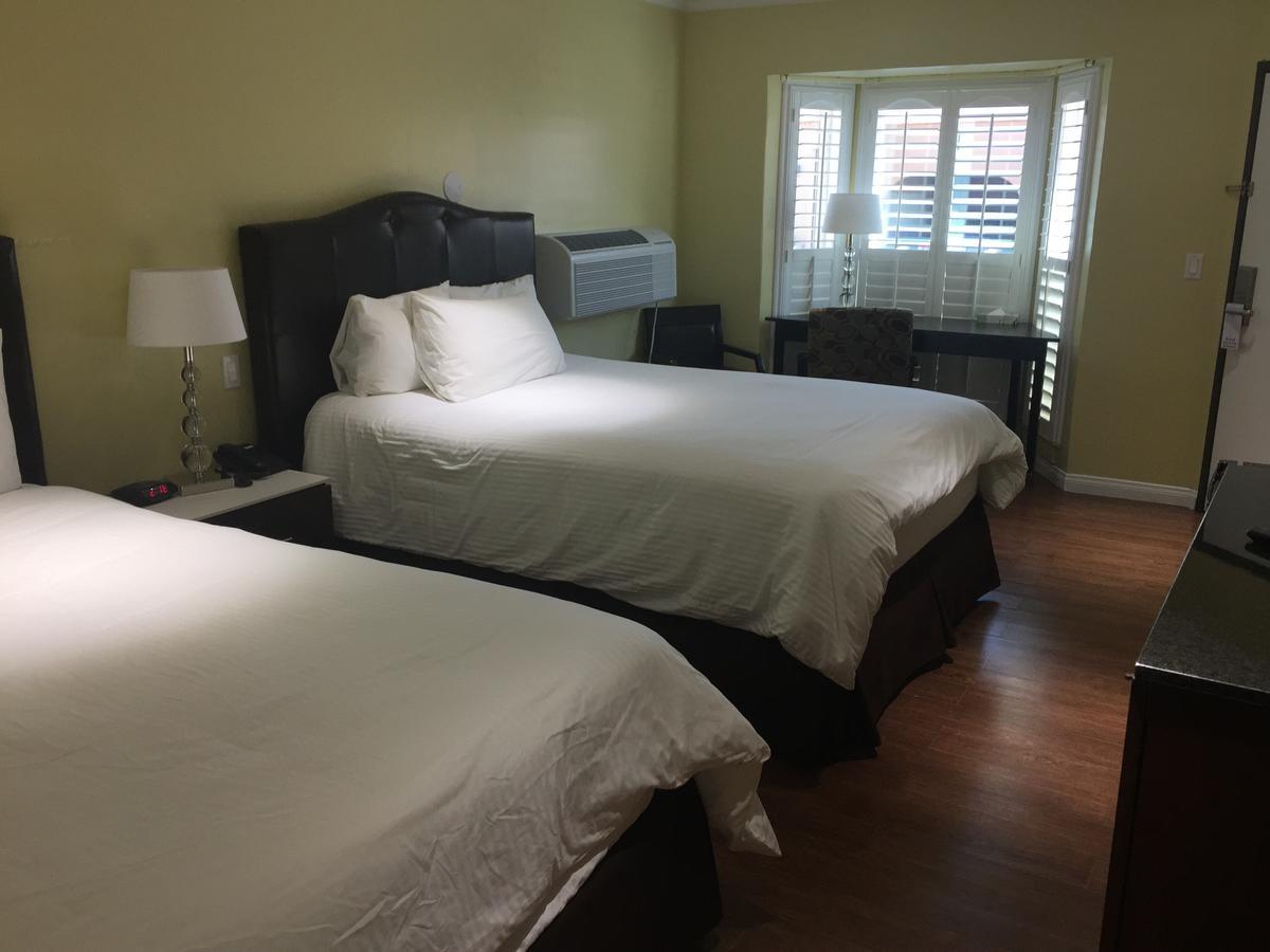 Deluxe Zimmer mit 2 Queensize-Betten