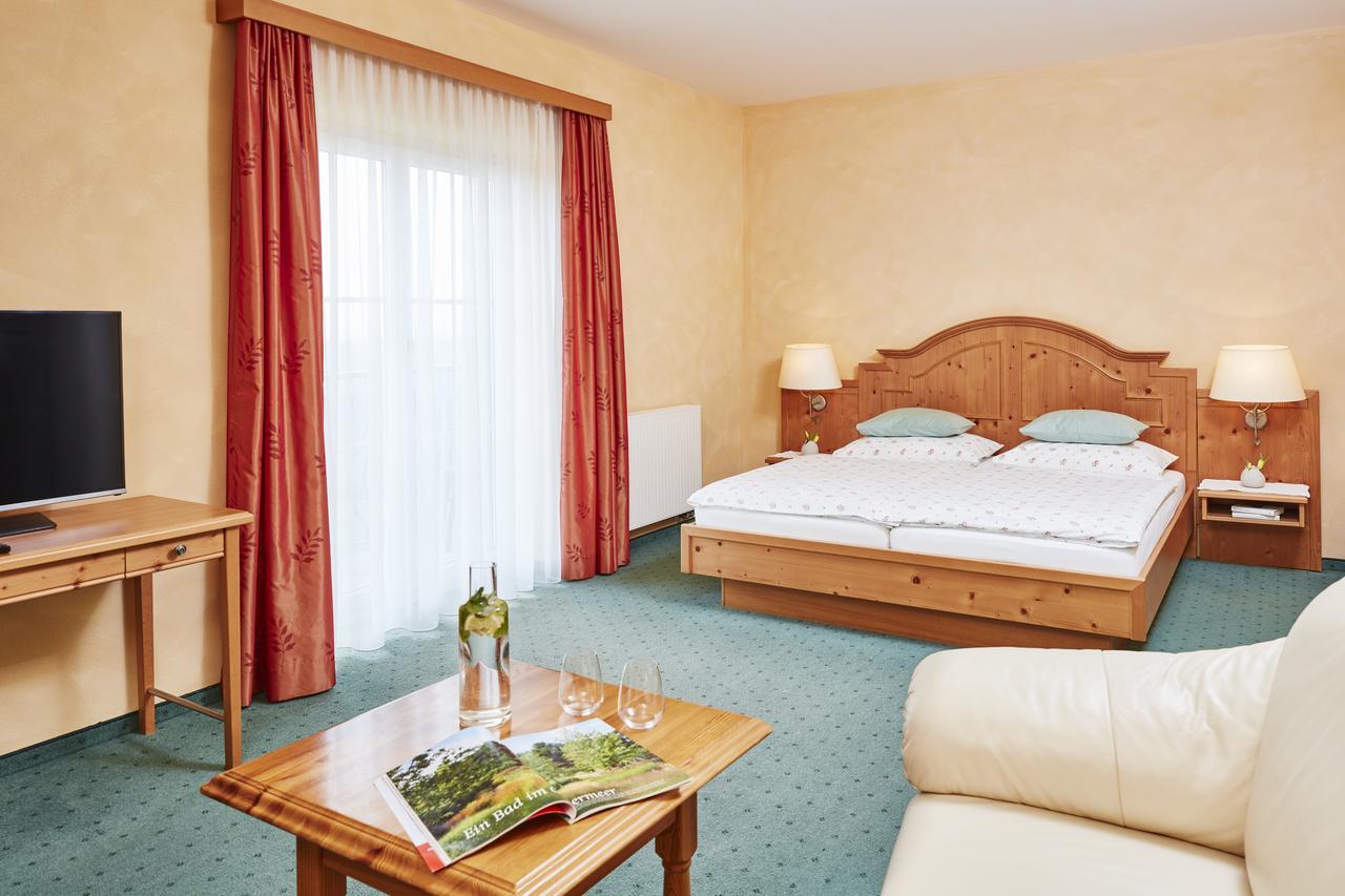 Doppelzimmer mit Balkon