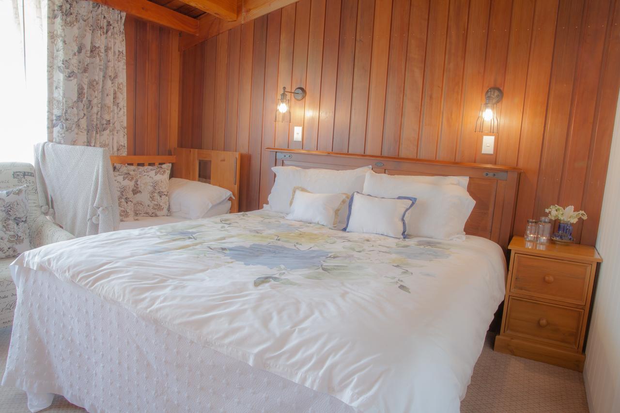 Two-Bedroom Chalet Spa Bath
