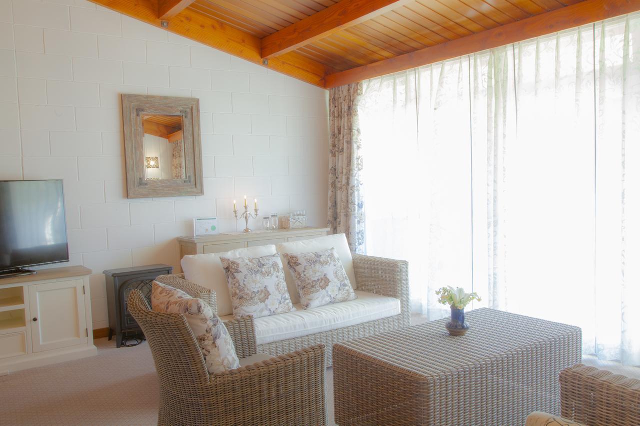 Two-Bedroom Chalet Spa Bath