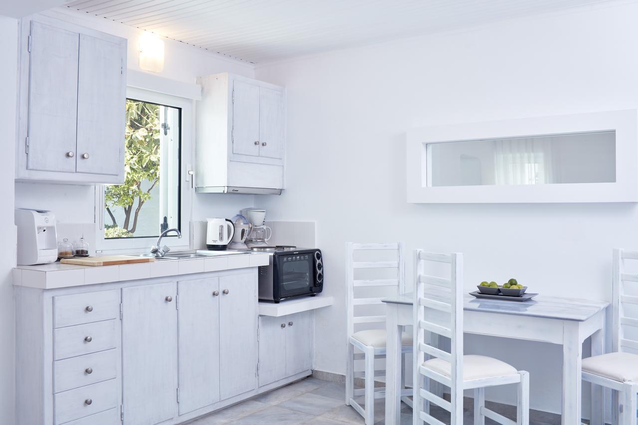 Estudio con vistas al jardín