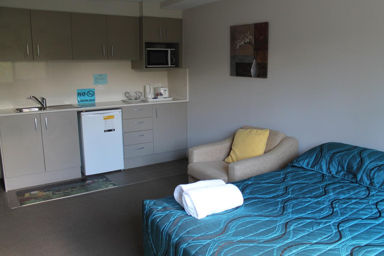 Standard Double Suite