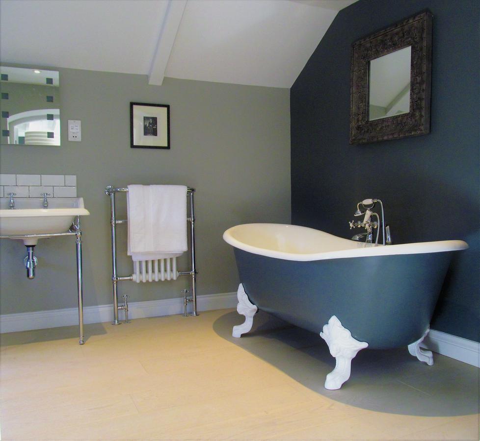 Deluxe Double Room with Bath
