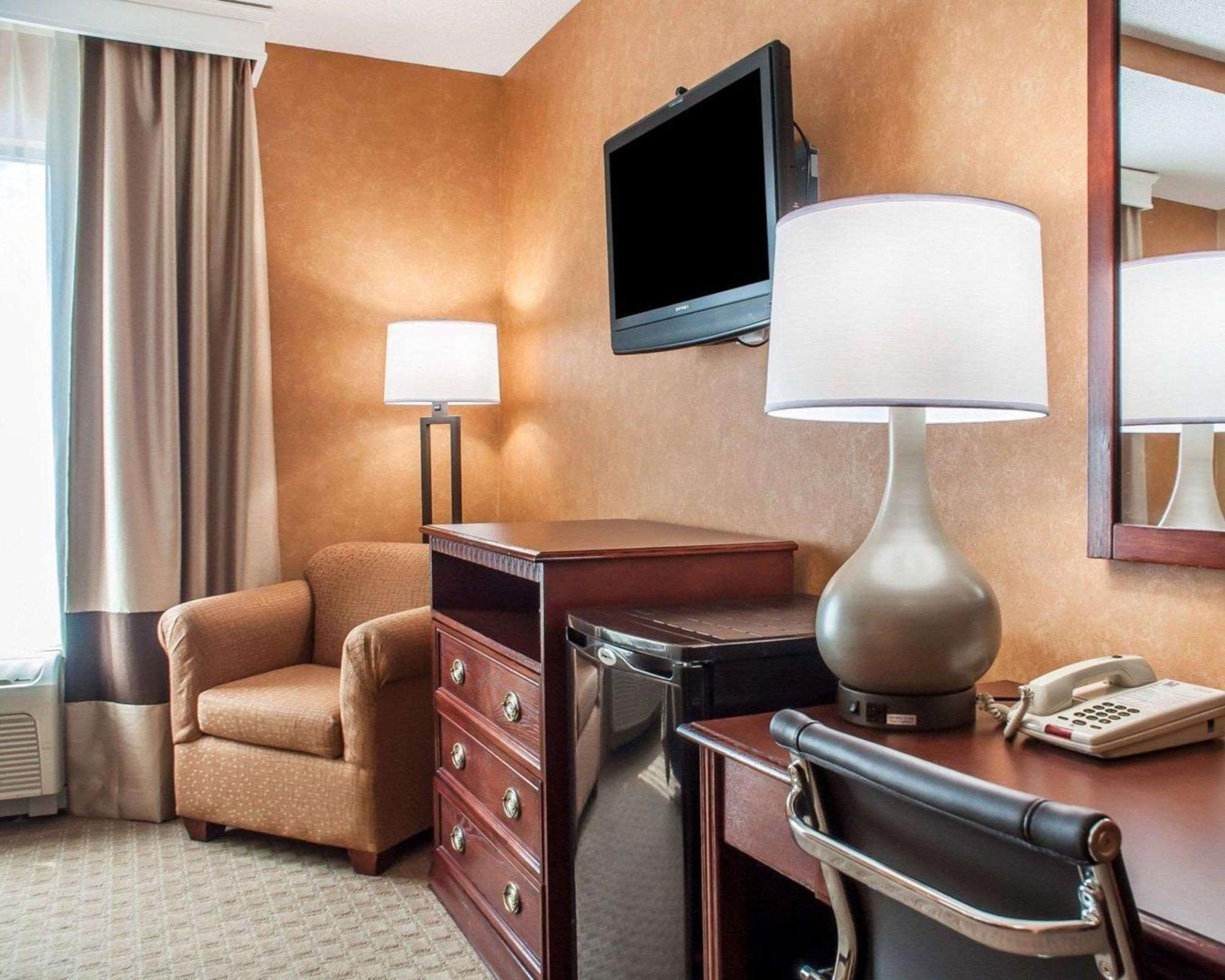 King Room - Accessible/Non-Smoking