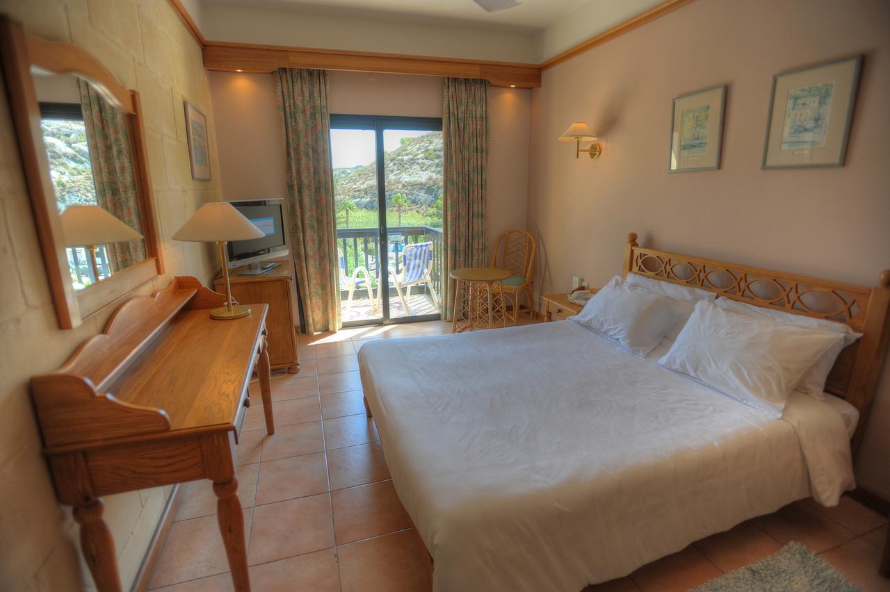 Double or Twin Room Valley View