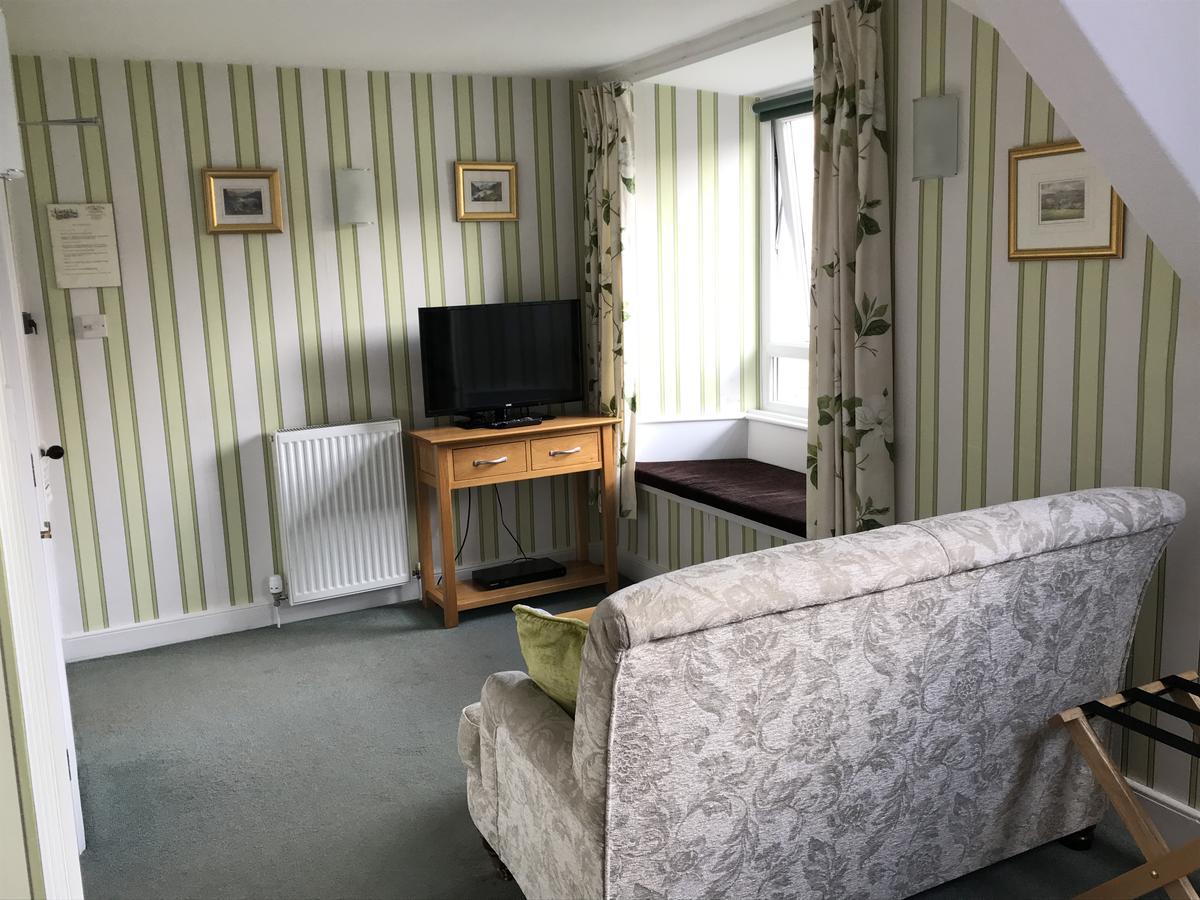 Superior King Room with Shower