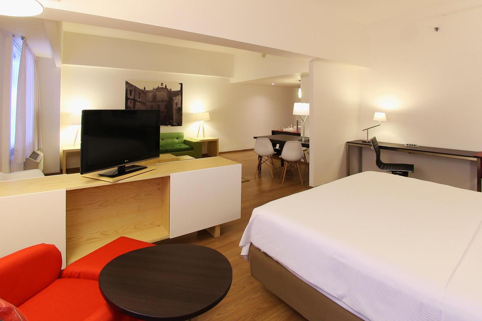 Junior Suite,563494755:JPEG