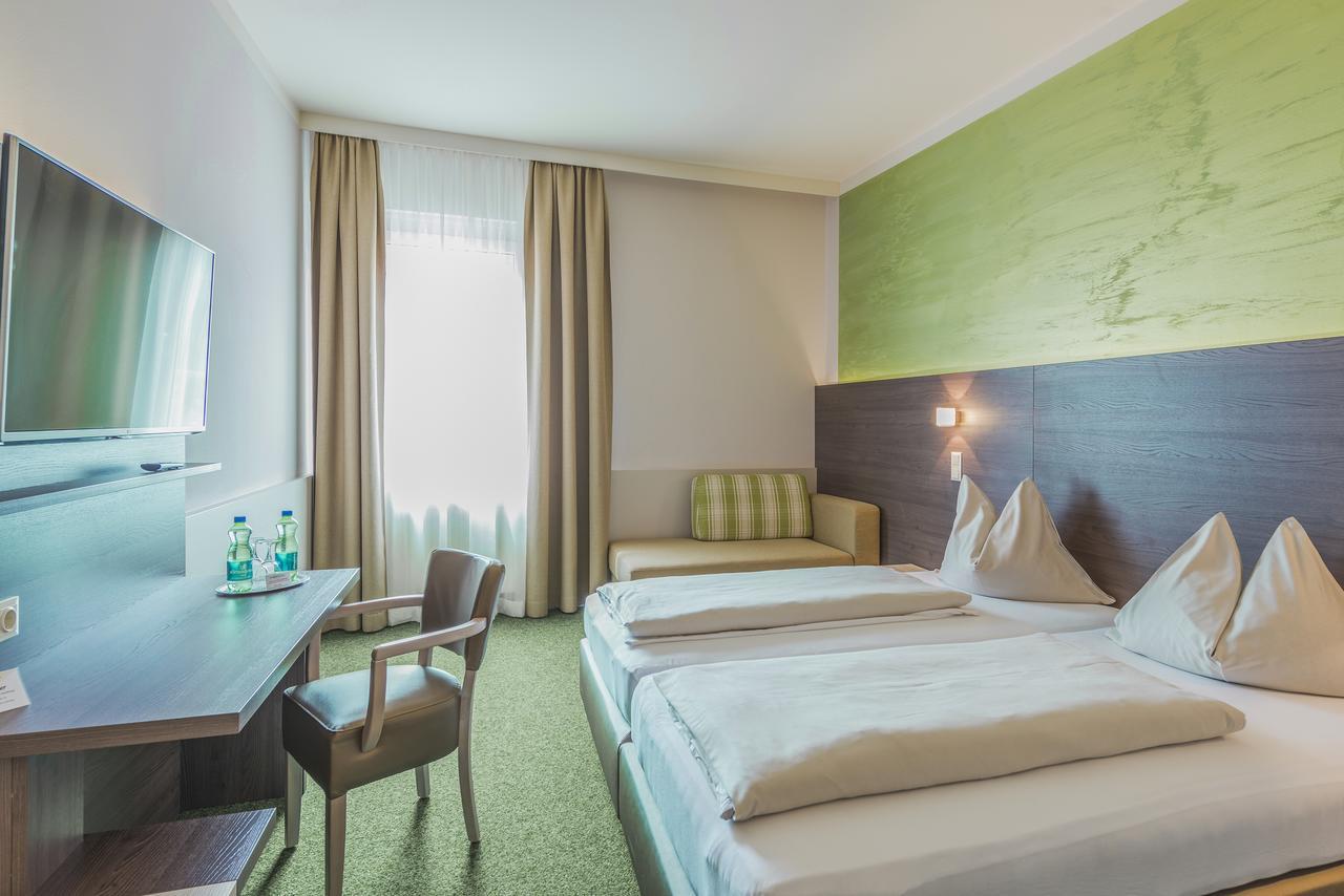 Großes Doppelzimmer
