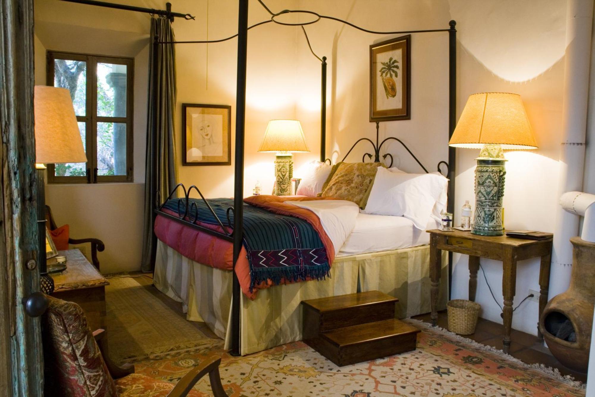 King Room,1725525793:JPEG