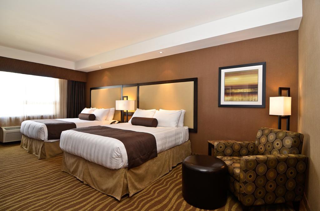 Queen Room Two Queen Beds