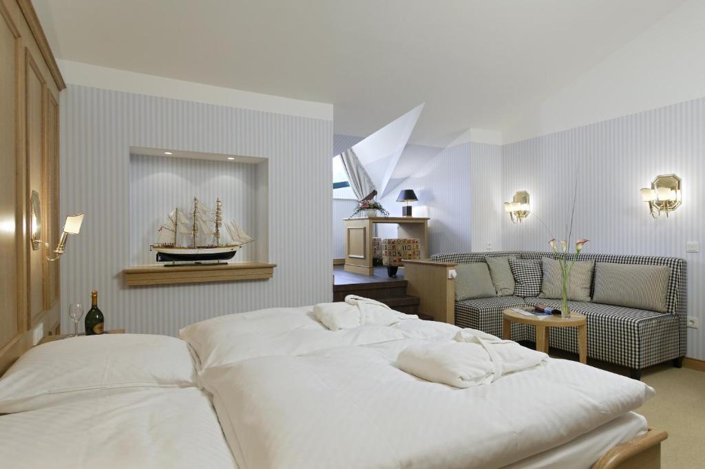 Deluxe Room,707937337:JPEG