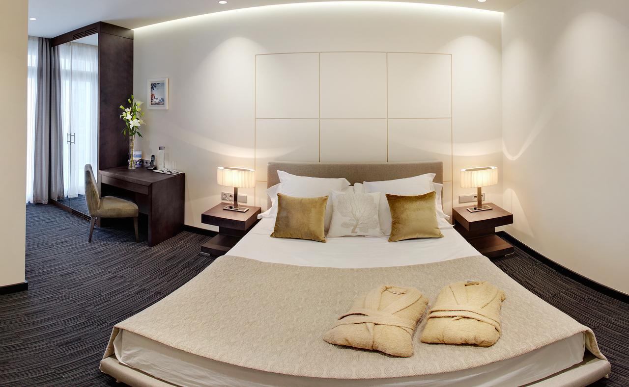 Chambre Double Deluxe avec Balcon - Vue sur Mer