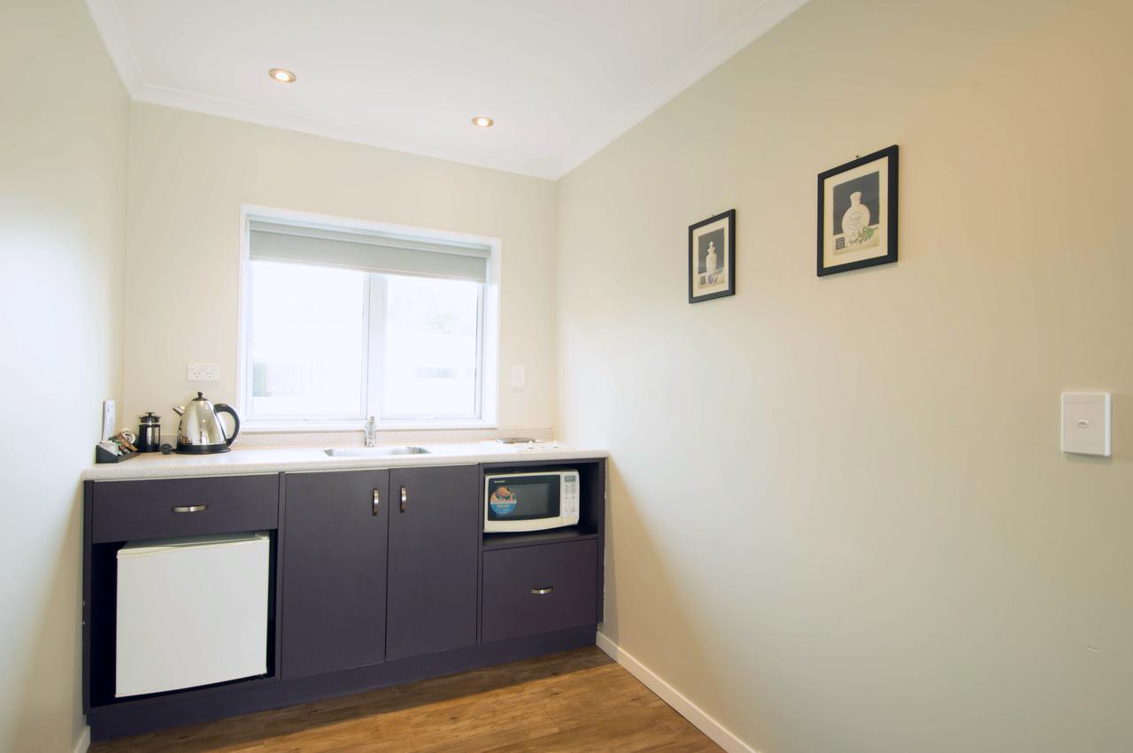 Studio with Spa Bath