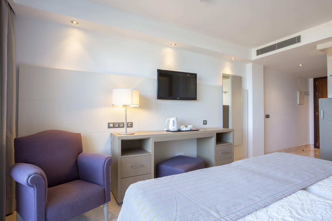 Double or Twin Room Extra Bed,631936821:JPEG