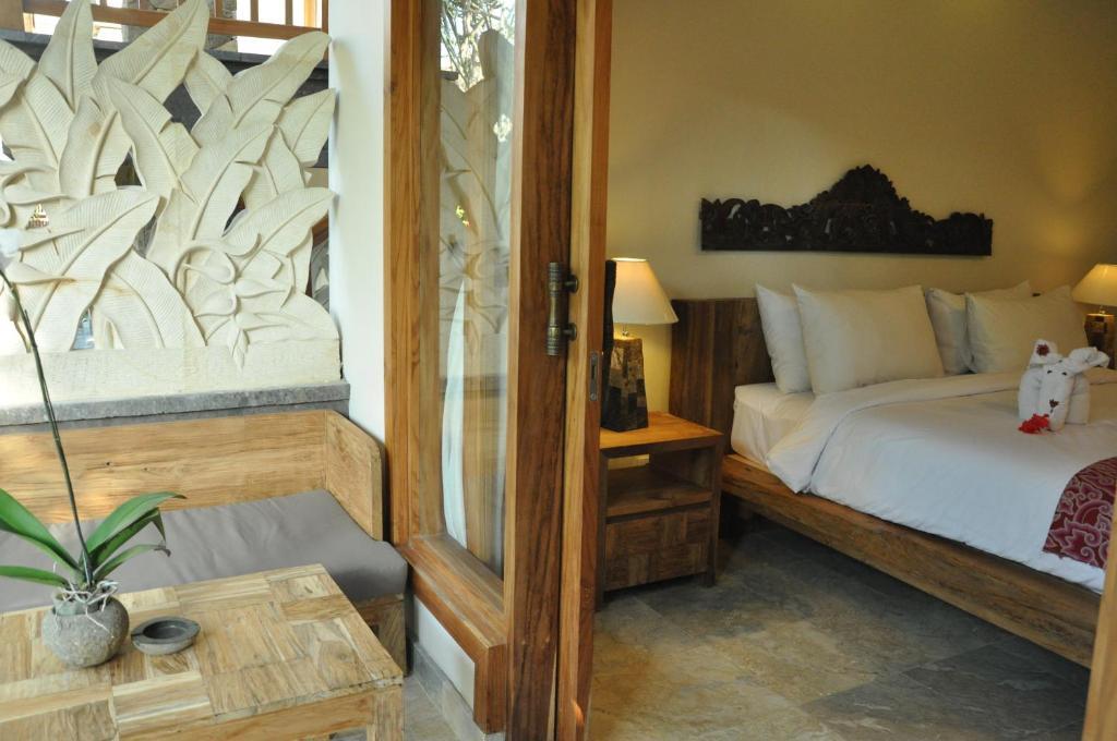 Deluxe Room - Free Welcome Massage and Afternoon Tea