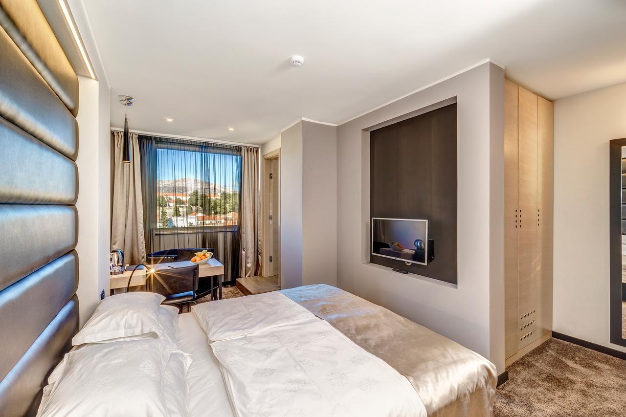 Superior Double Room with City View