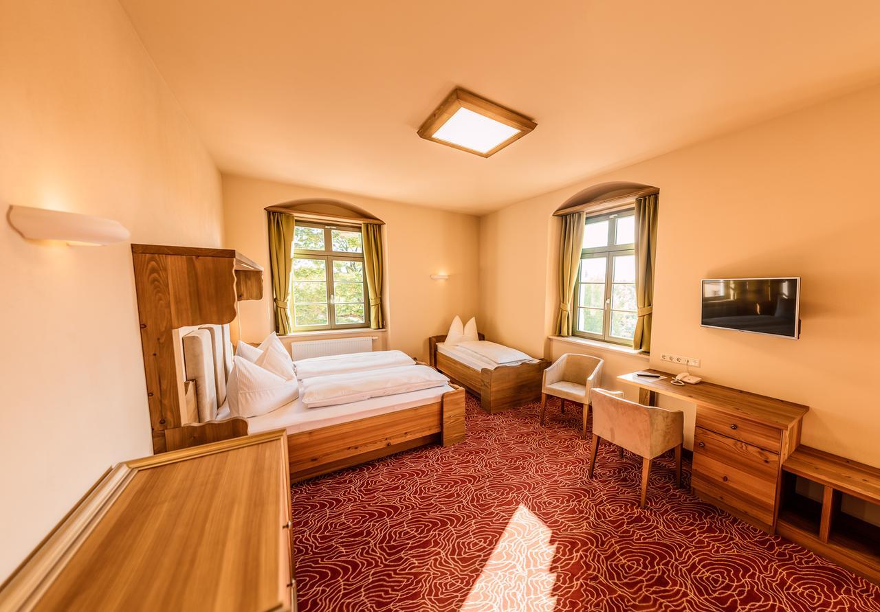 Classic Quadruple Room