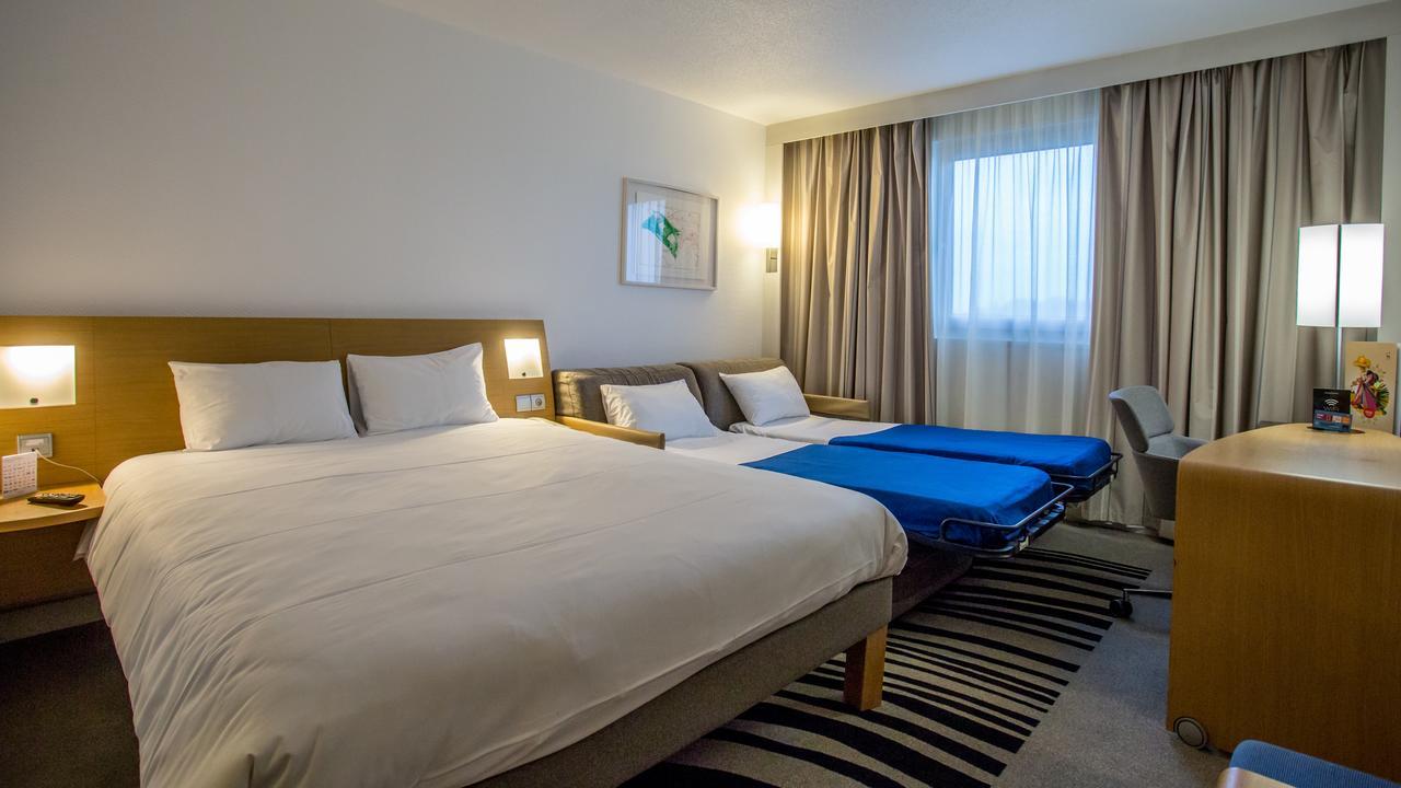 Superior Queen Room with Double Sofa Bed