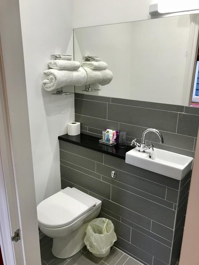 Superior Single En Suite