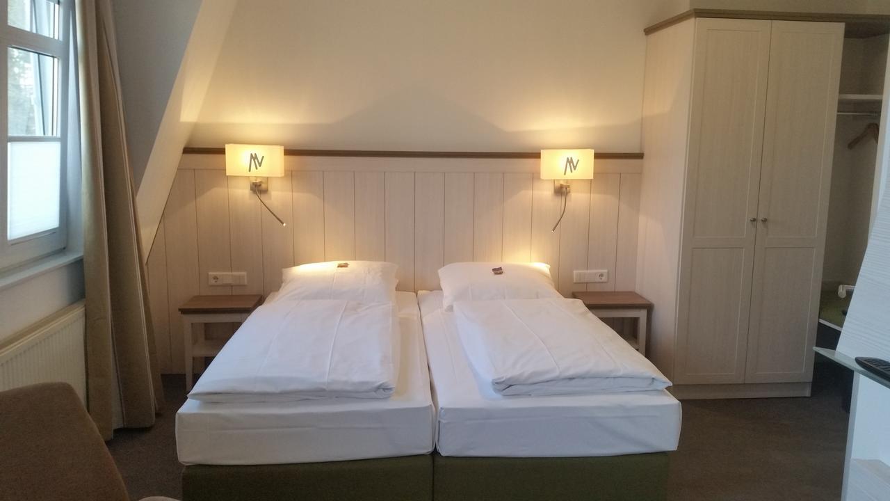 Double Room,641053572:JPEG